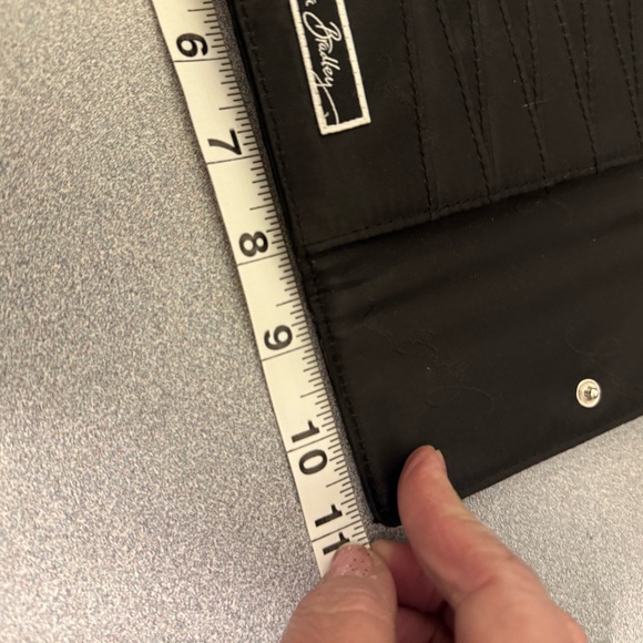 Vera Bradley Black Quilted Wallet NWOT - Picture 10 of 10